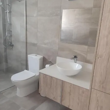 וילה Walnut Cozy House Goudhi