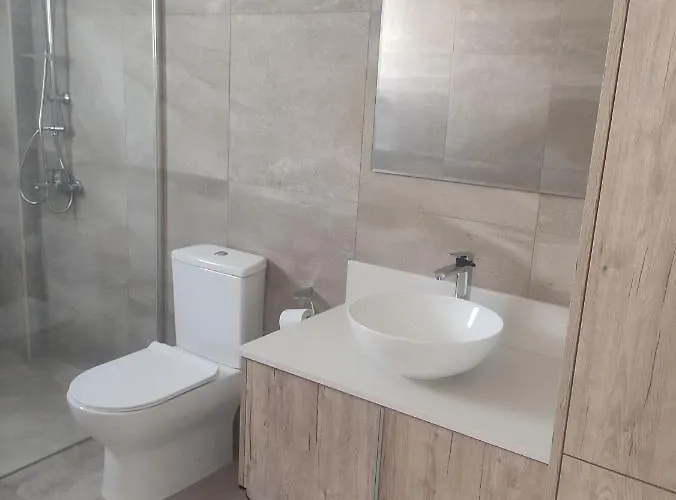 Villa Walnut Cozy House Goudhi