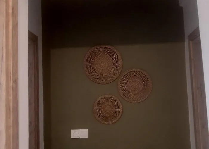 Walnut Cozy House Goudhi